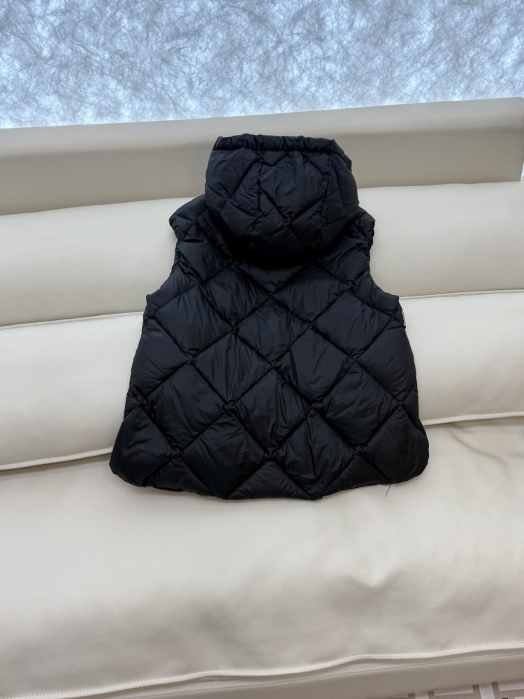 Жилетка женская фото 4