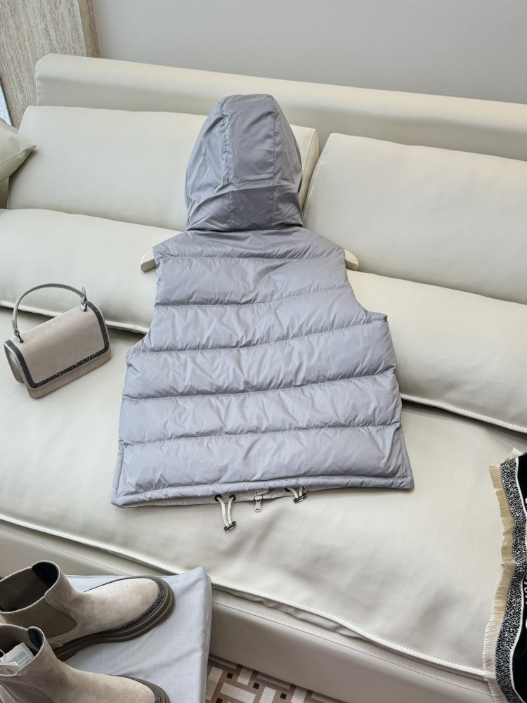 Жилетка женская фото 4