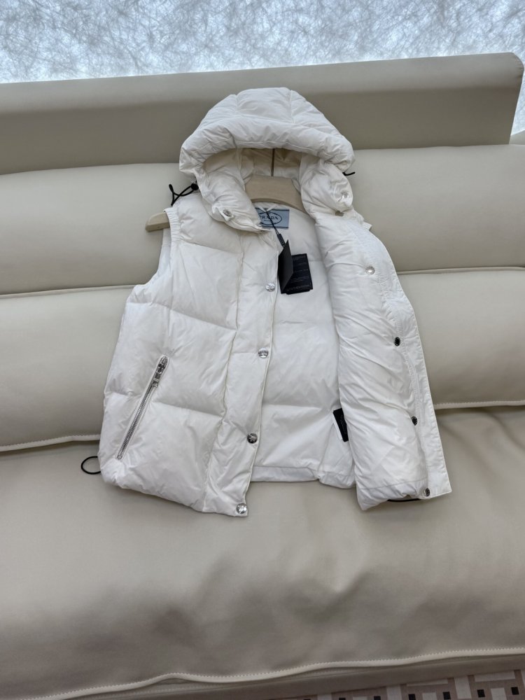 Жилетка женская фото 4