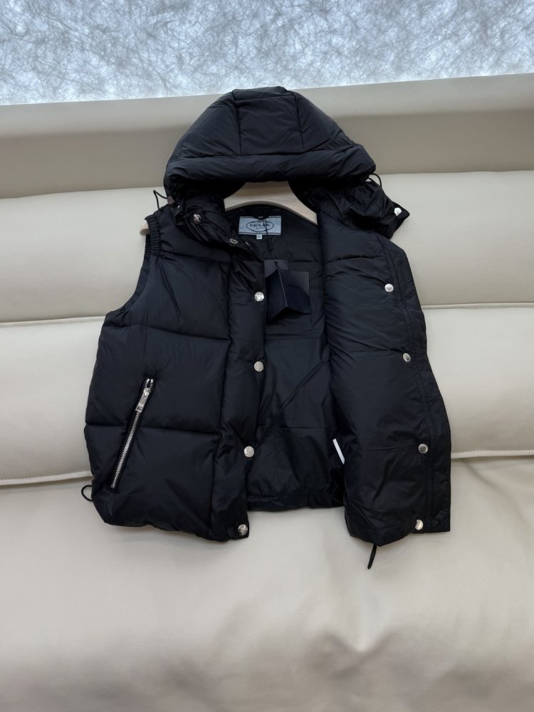 Жилетка женская фото 4