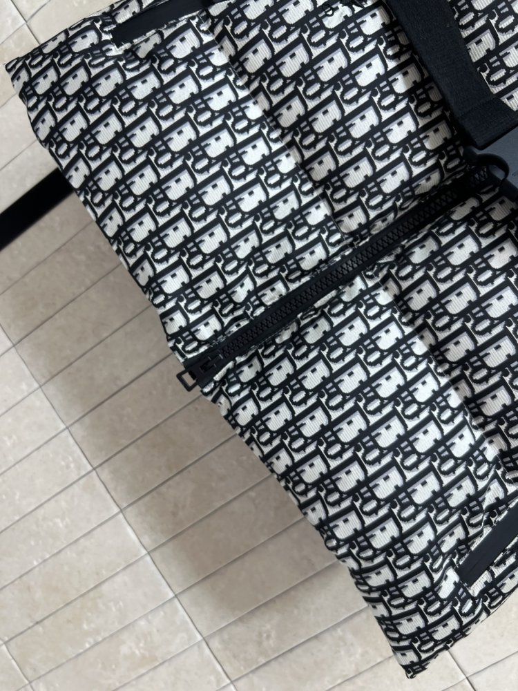 Жилетка женская фото 4