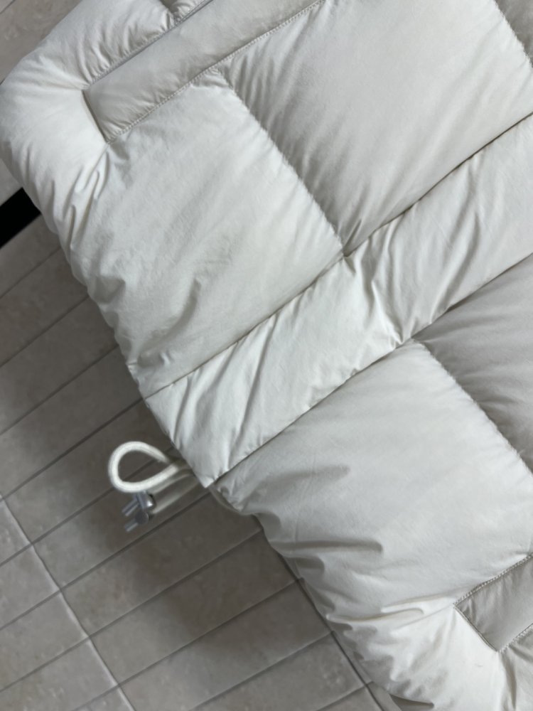 Vest women's фото 4