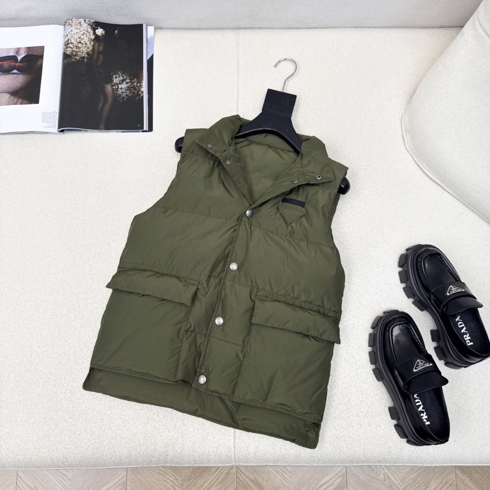 Vest women's фото 4