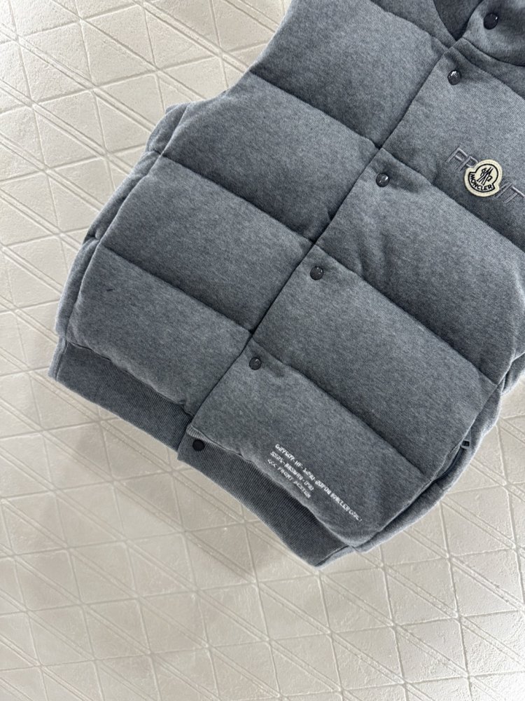 Жилетка жіноча фото 4