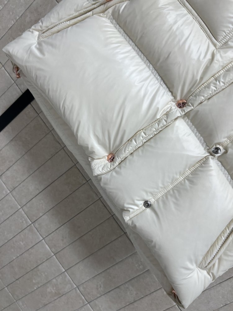 Жилетка жіноча фото 4