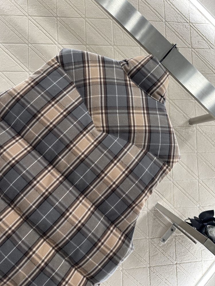 Жилетка жіноча фото 4