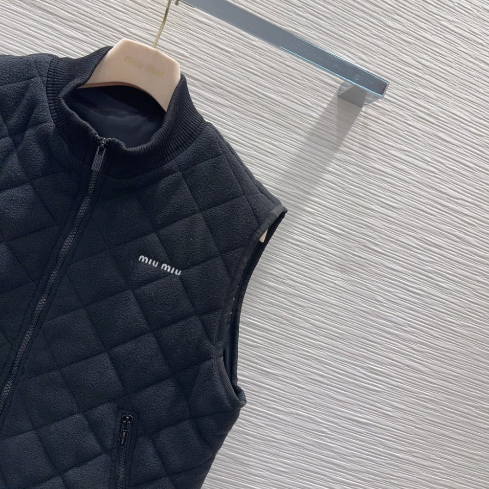 Жилетка женская фото 4