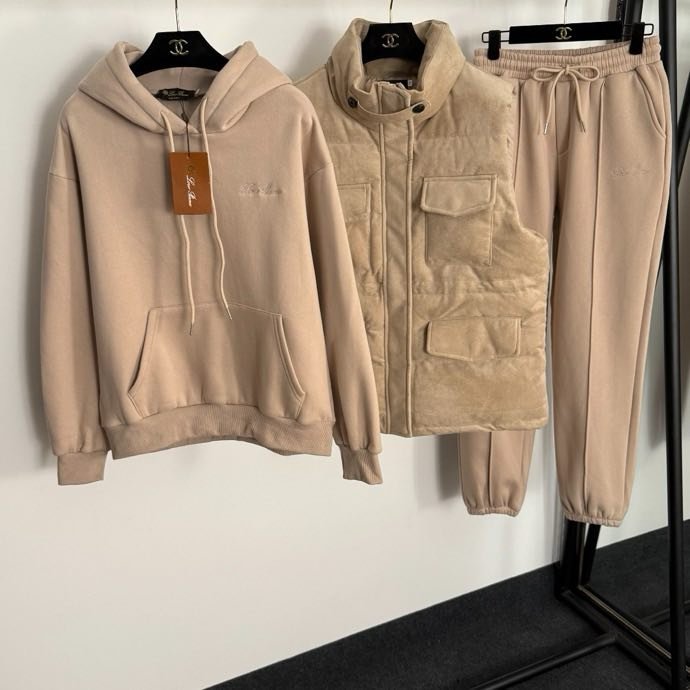 Жилетка женская фото 4