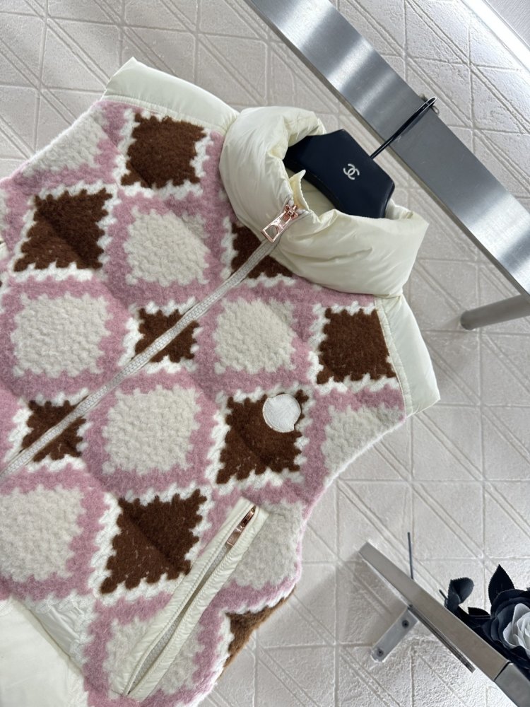 Жилетка женская фото 4