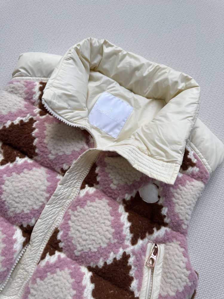 Жилетка женская фото 4