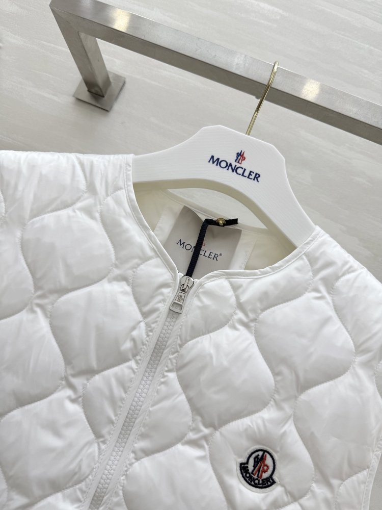 Vest women's фото 4