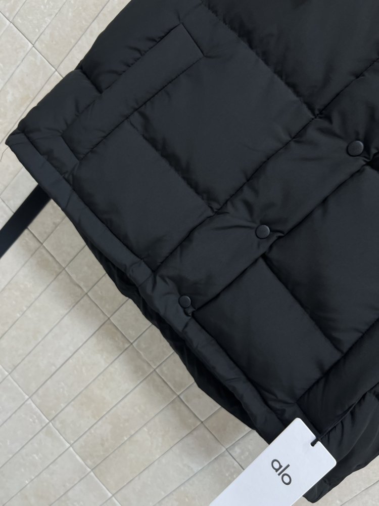 Жилетка женская фото 4