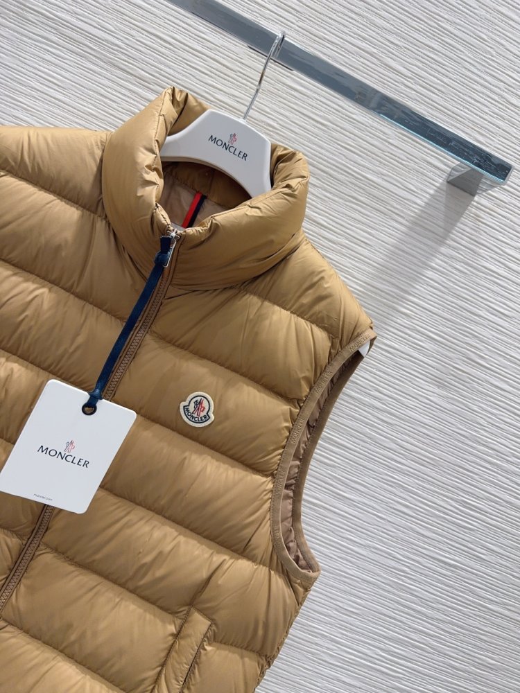 Жилетка женская фото 4