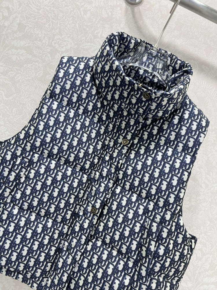 Жилетка женская фото 4