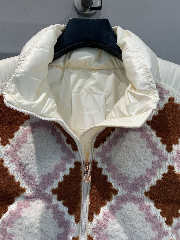 Жилетка женская фото 4