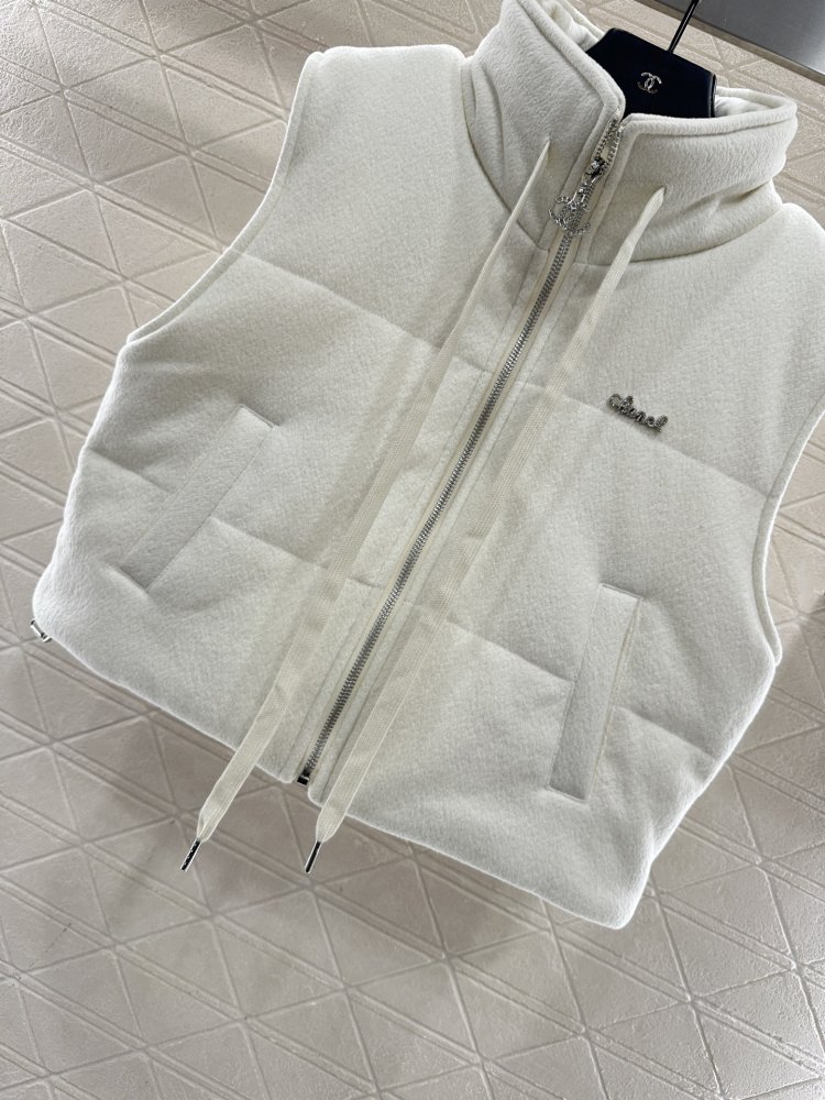 Жилетка женская фото 4