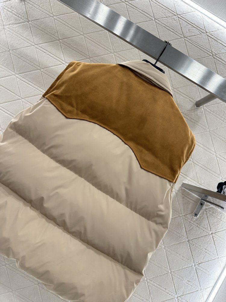 Жилетка женская фото 4