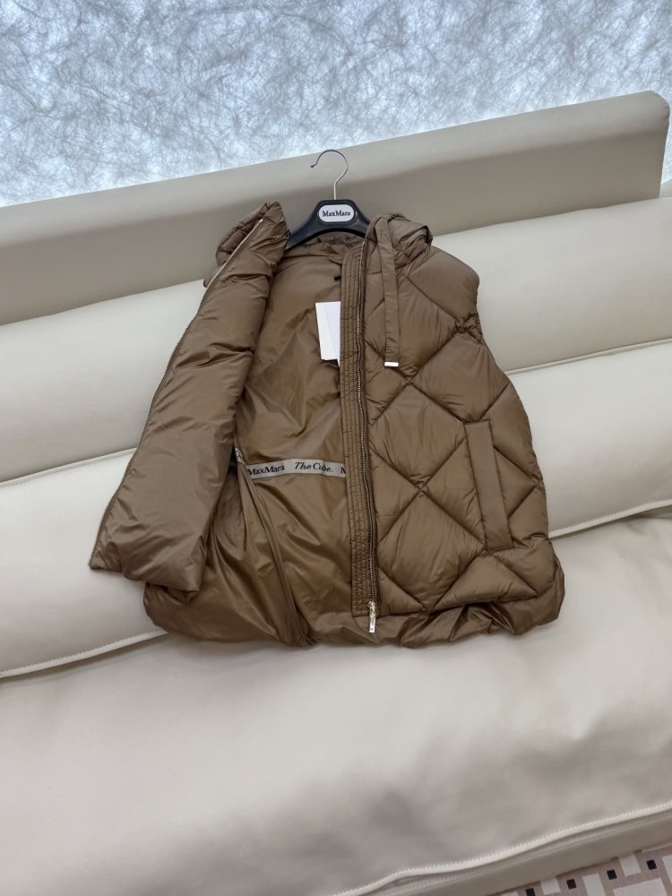 Жилетка жіноча фото 5