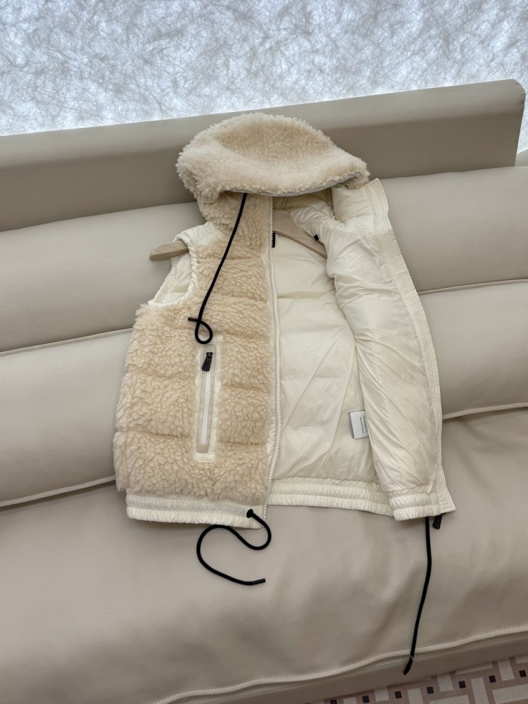 Жилетка жіноча фото 5