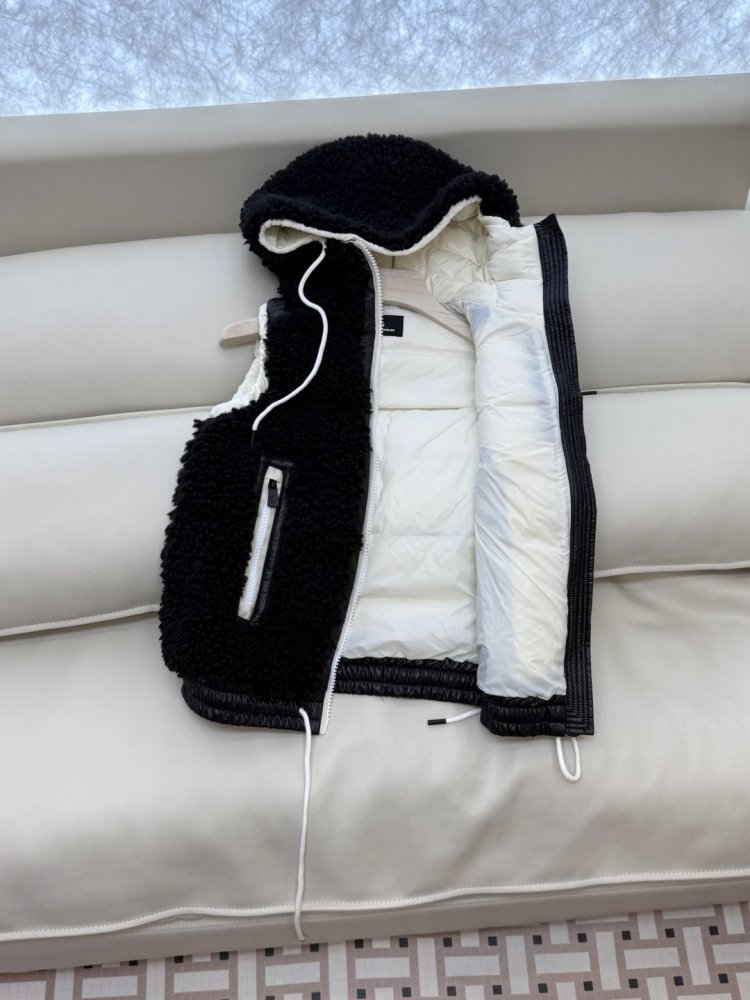 Жилетка жіноча фото 5