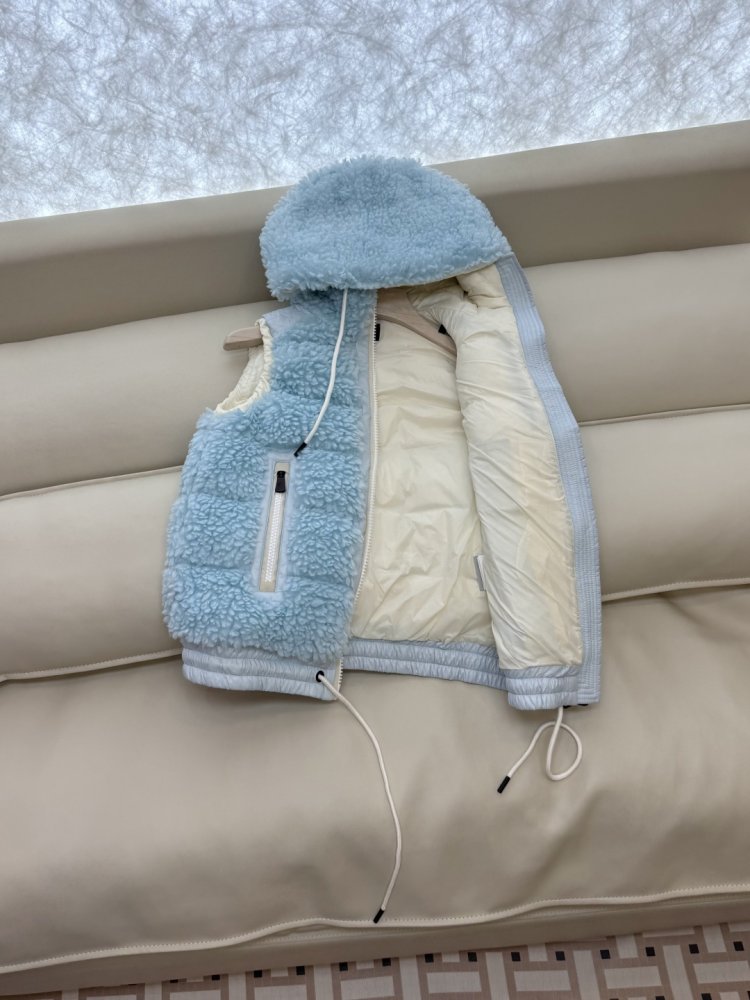 Жилетка женская фото 5