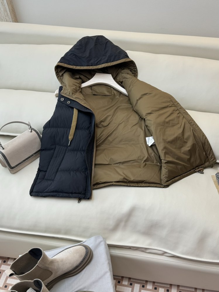 Жилетка женская фото 5