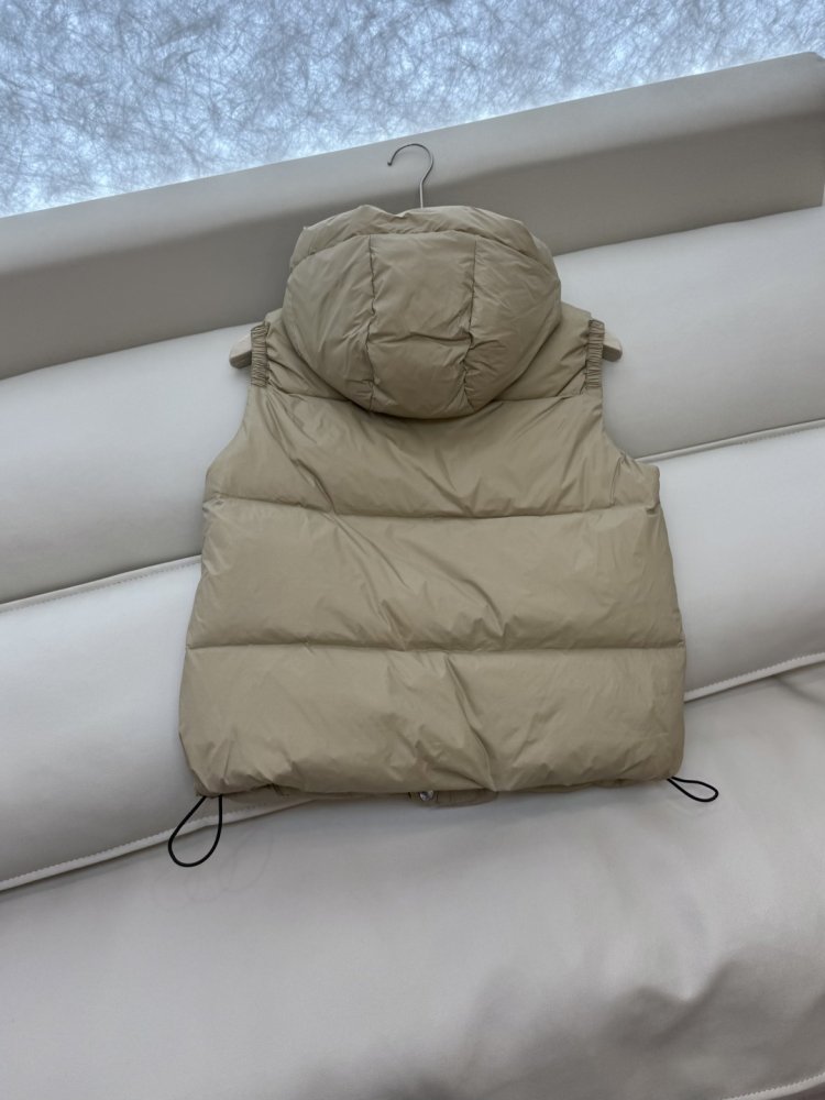 Жилетка жіноча фото 5