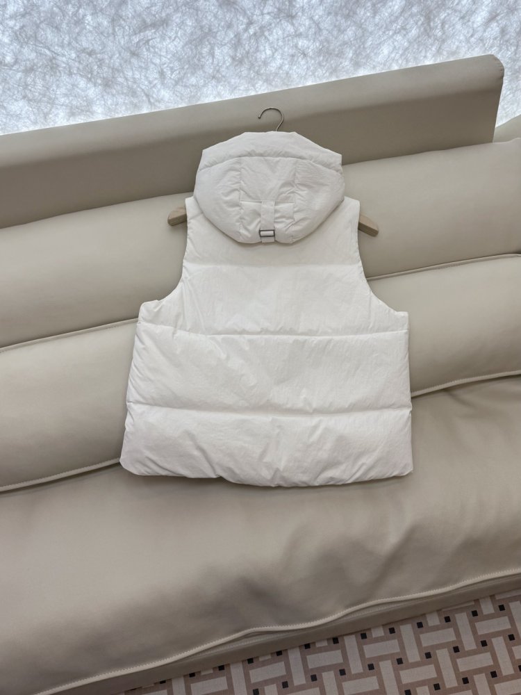 Vest women's фото 5