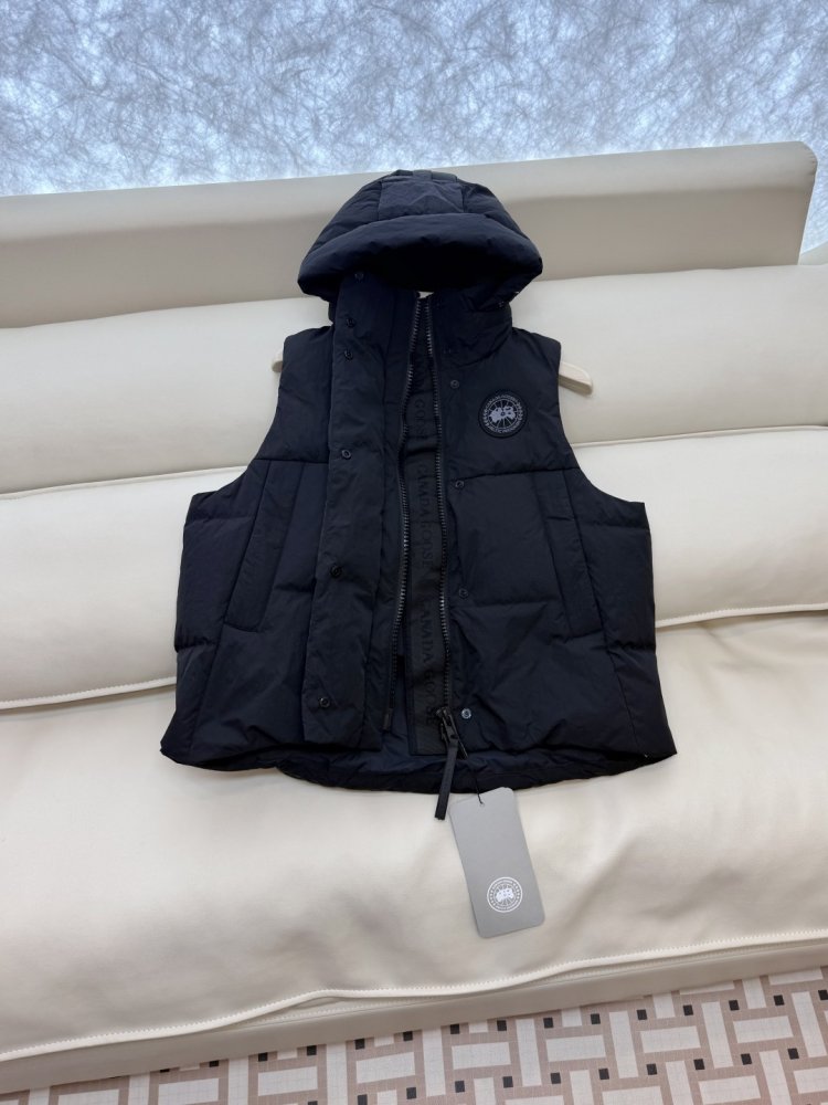 Жилетка женская фото 5