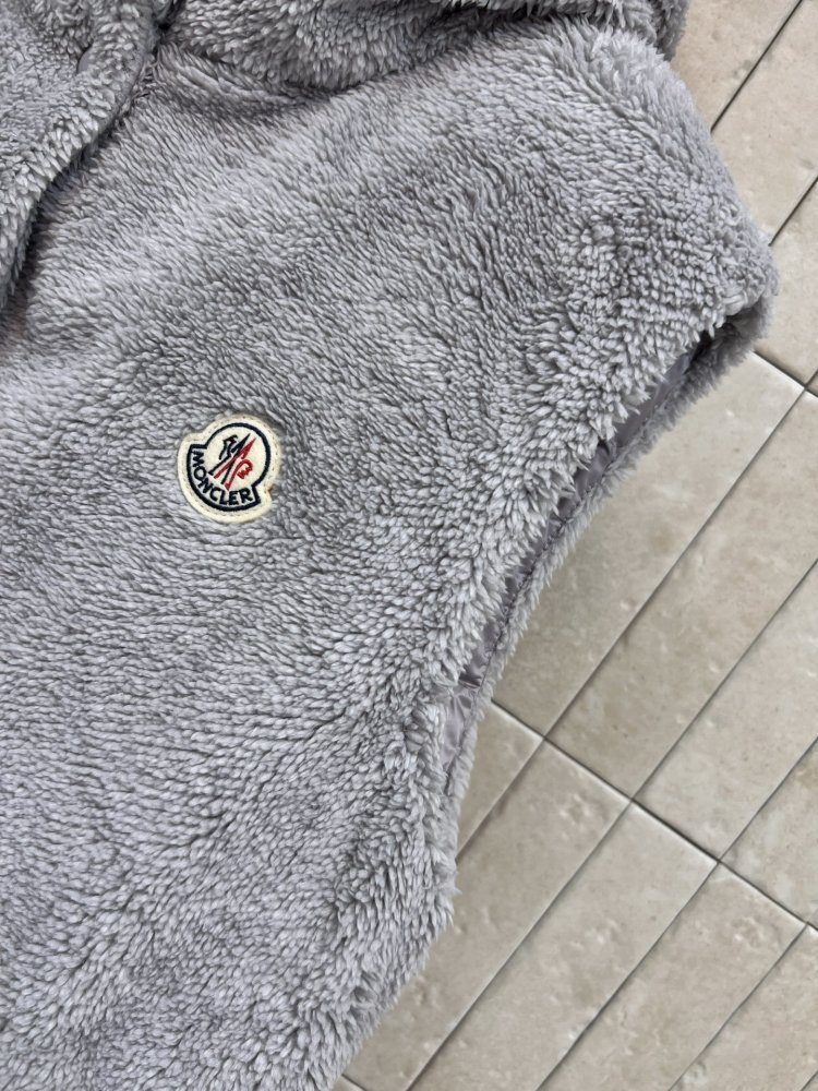 Жилетка жіноча фото 5