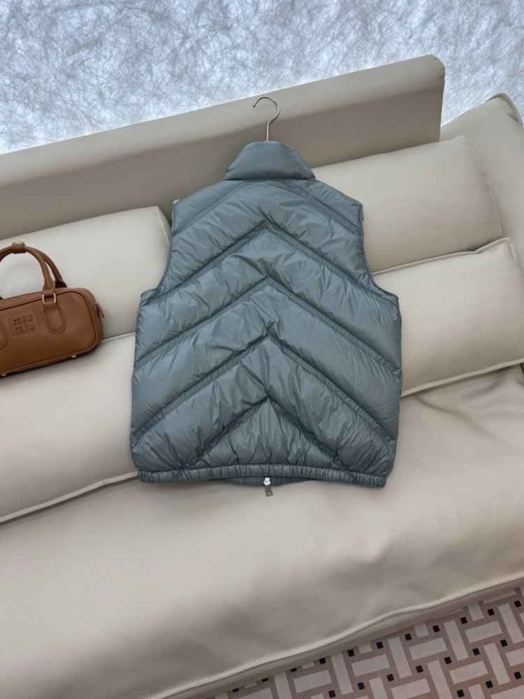 Vest women's фото 5