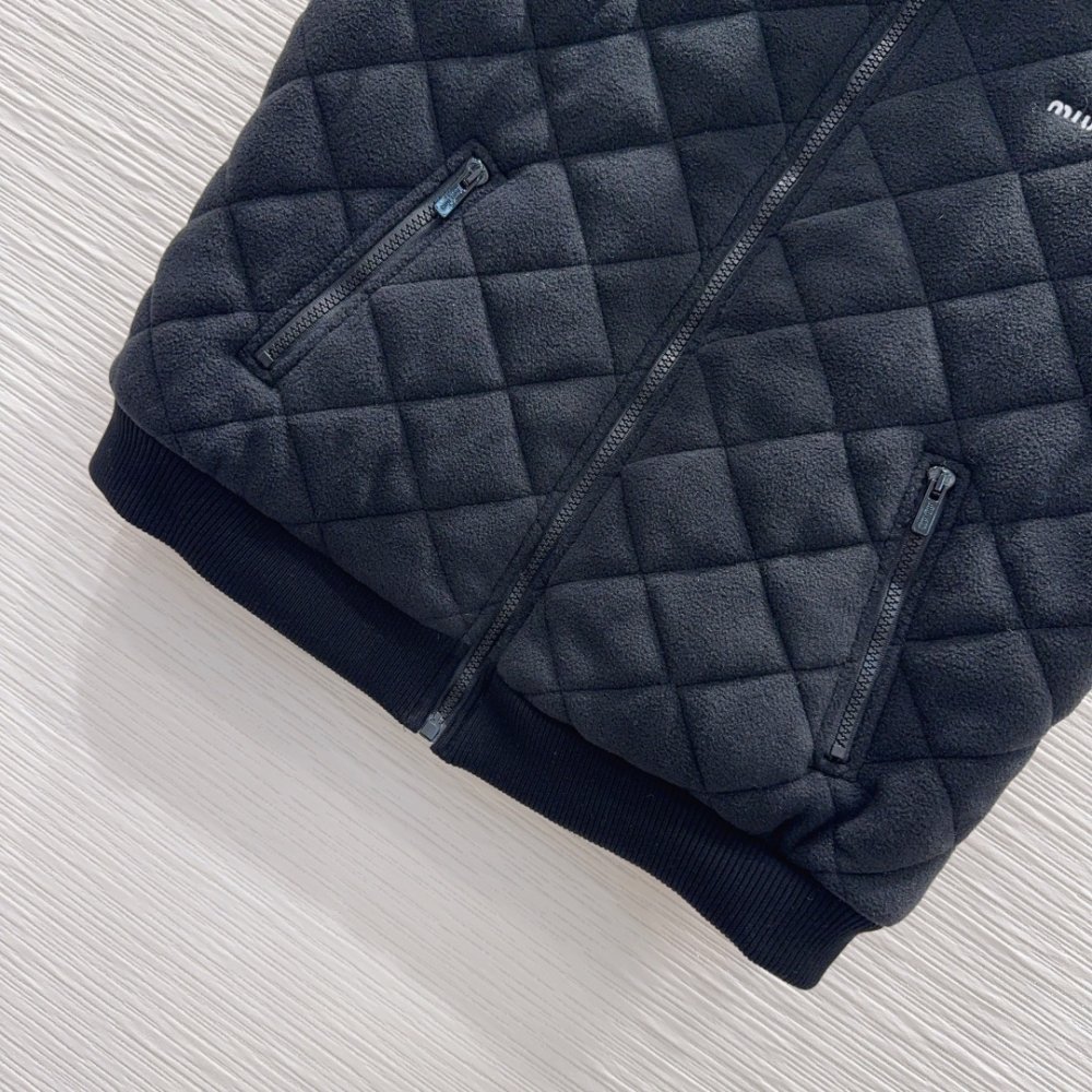 Жилетка женская фото 5