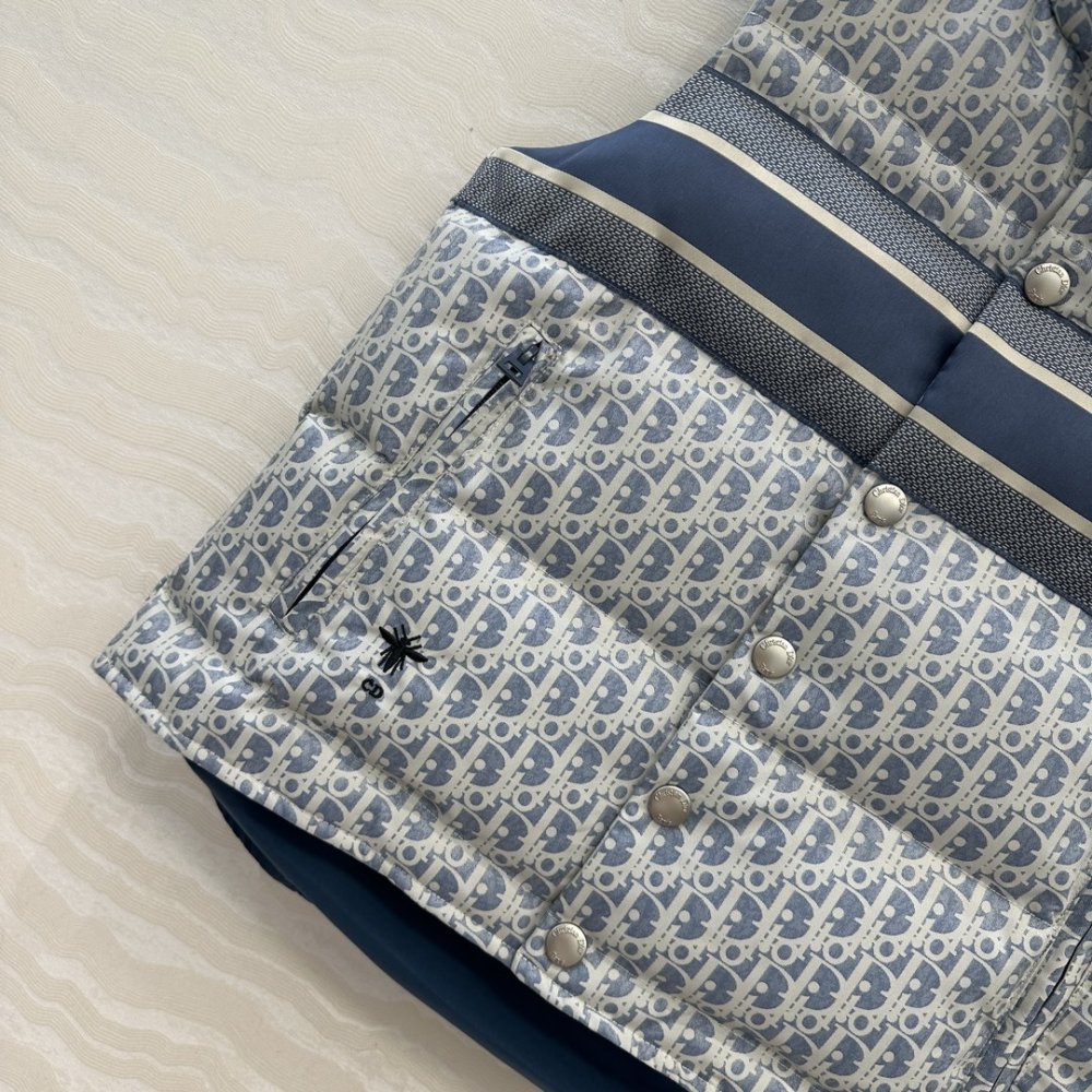 Жилетка женская фото 5