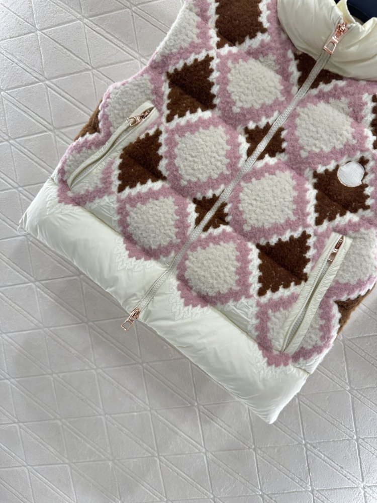 Жилетка женская фото 5