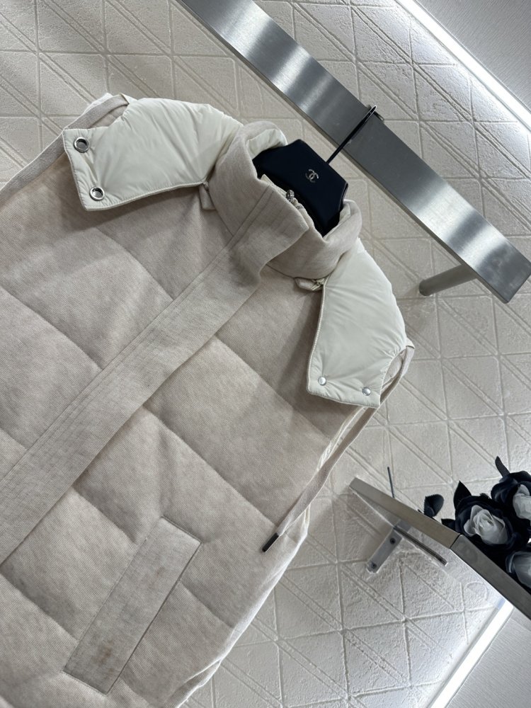 Жилетка женская фото 5