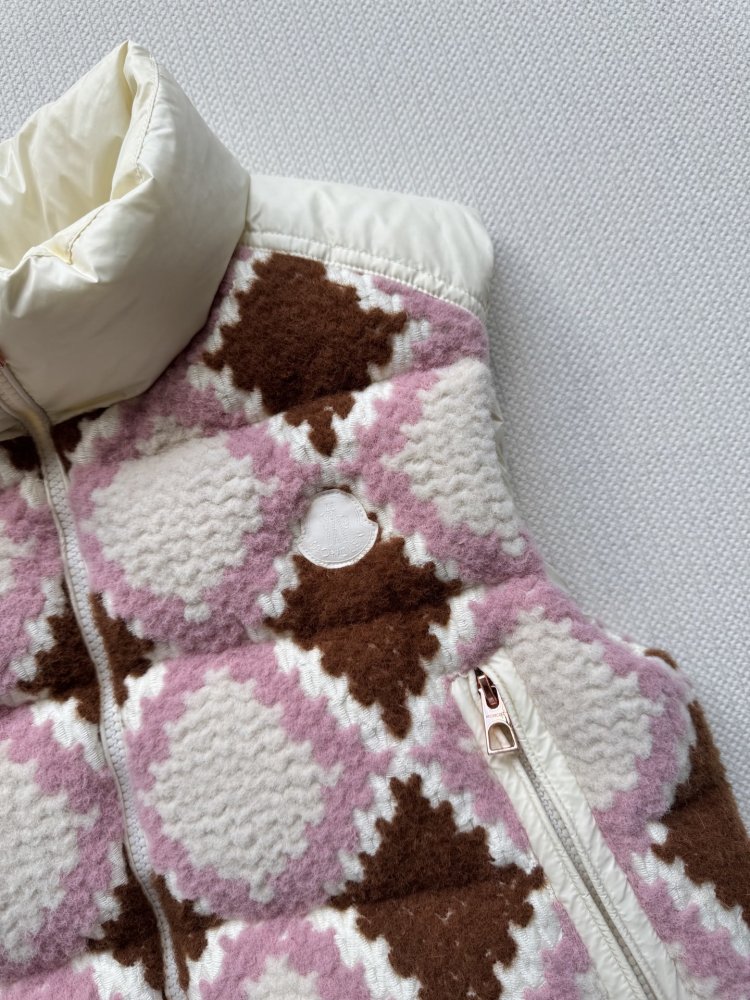 Жилетка женская фото 5