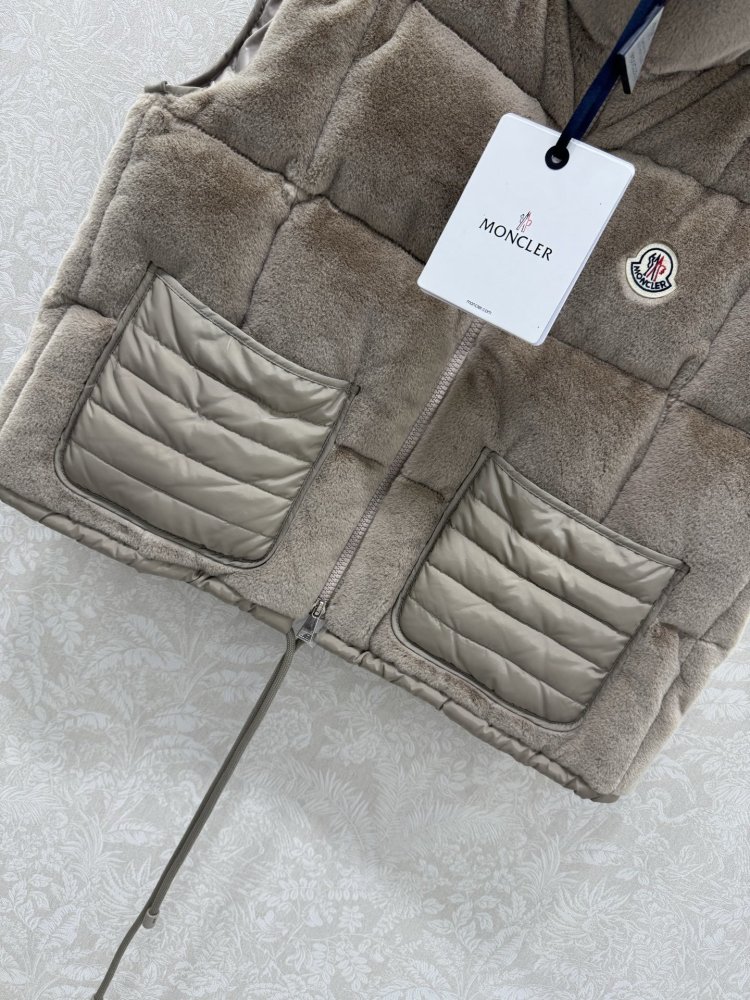 Vest women's фото 5