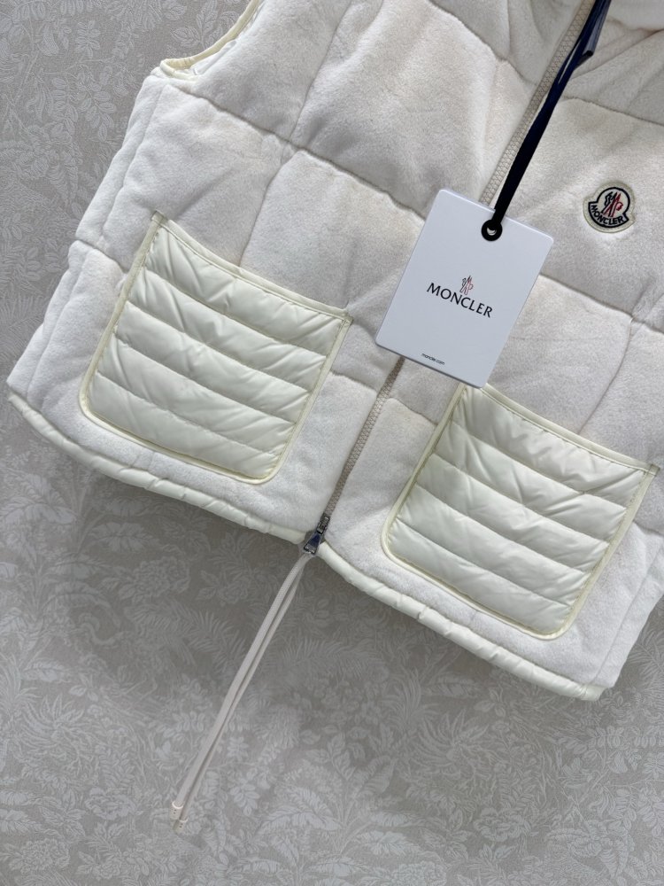 Жилетка женская фото 5