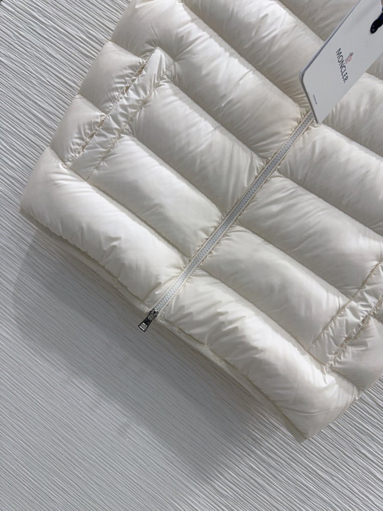 Жилетка женская фото 5