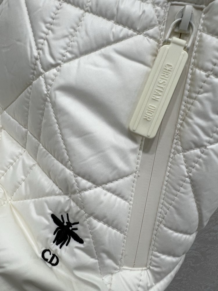 Жилетка женская фото 5