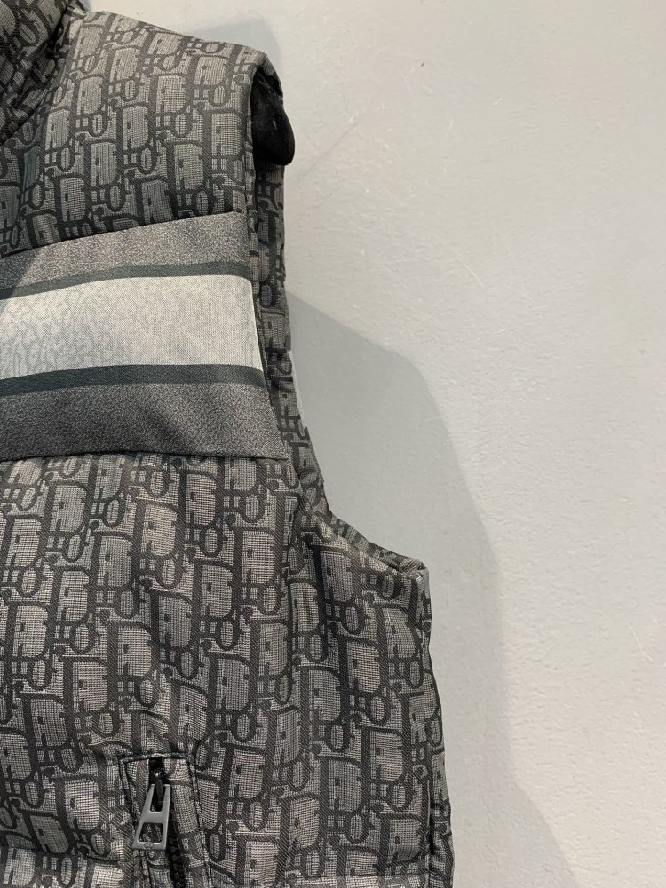 Жилетка женская фото 5