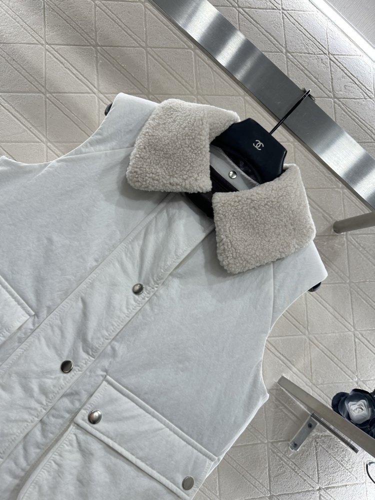 Жилетка женская фото 5