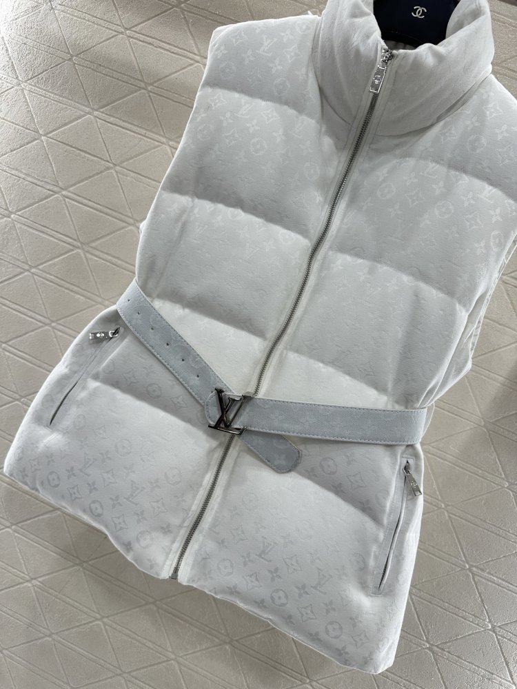 Жилетка женская фото 5