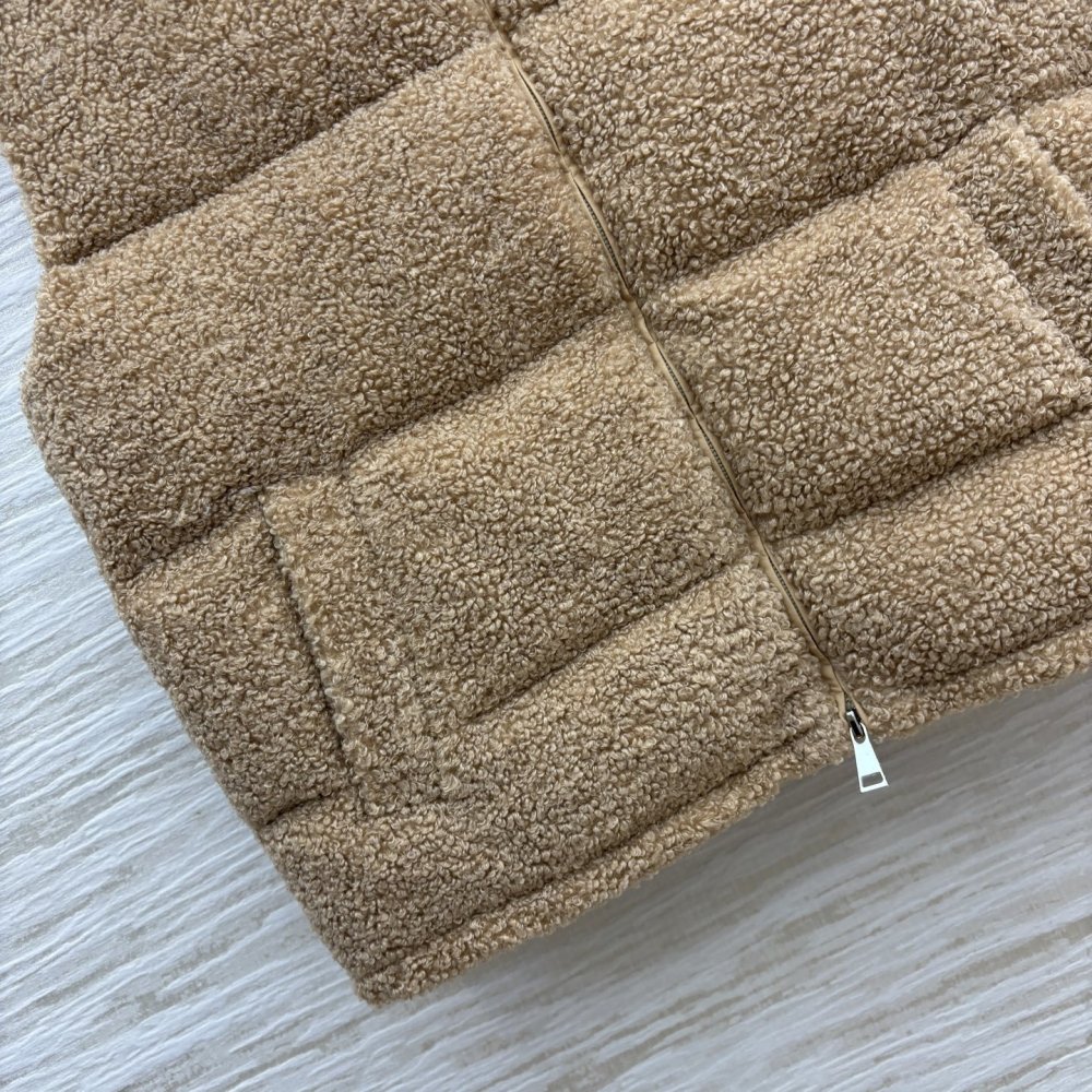 Жилетка жіноча фото 6