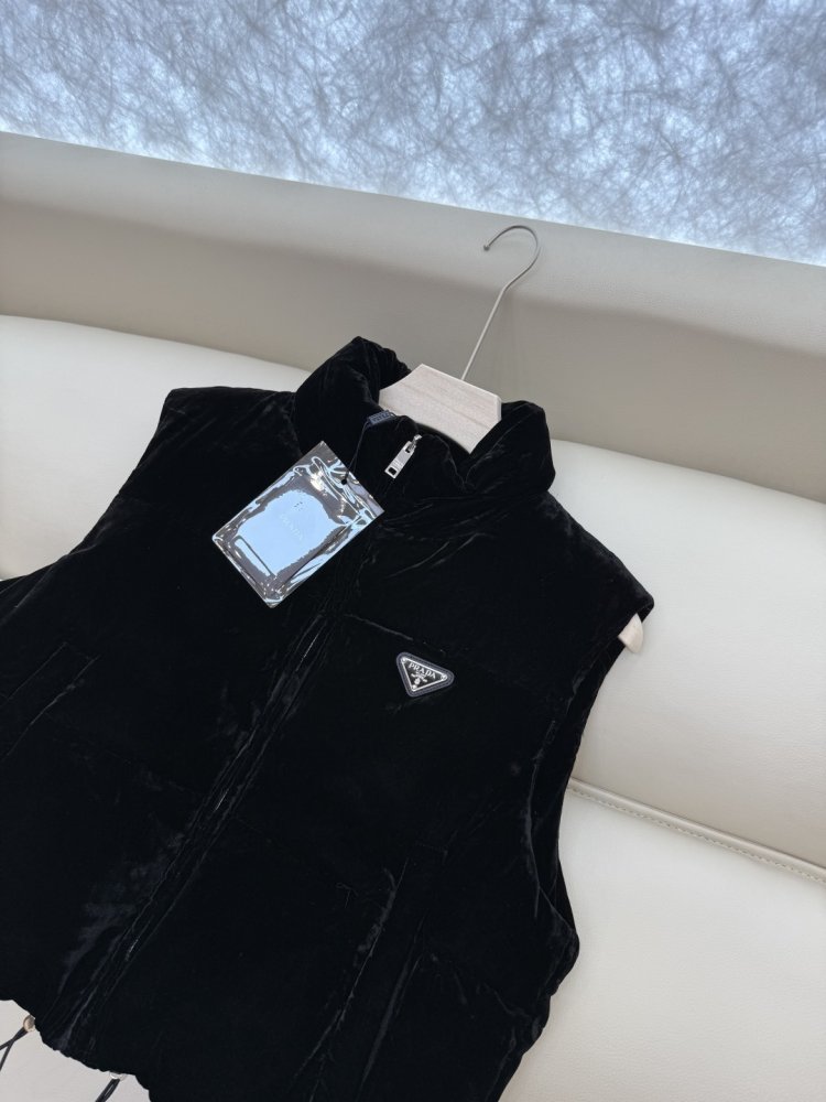 Жилетка жіноча фото 6