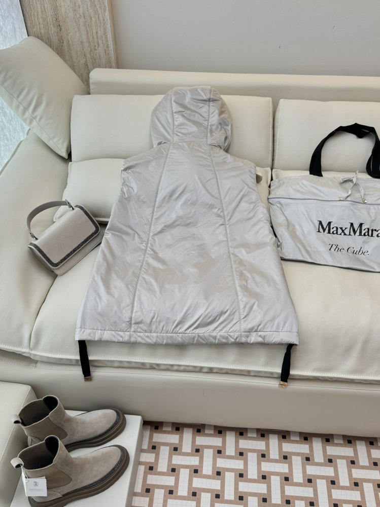 Жилетка жіноча фото 6