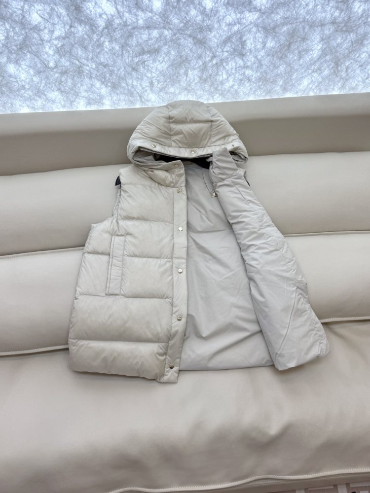 Жилетка жіноча фото 6