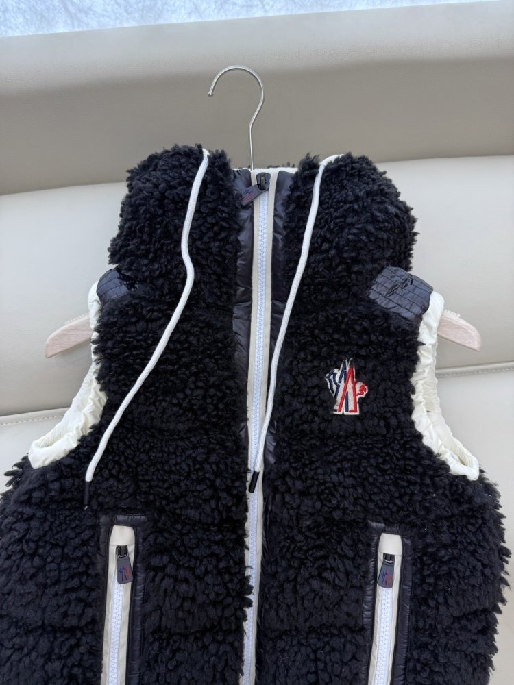 Жилетка жіноча фото 6