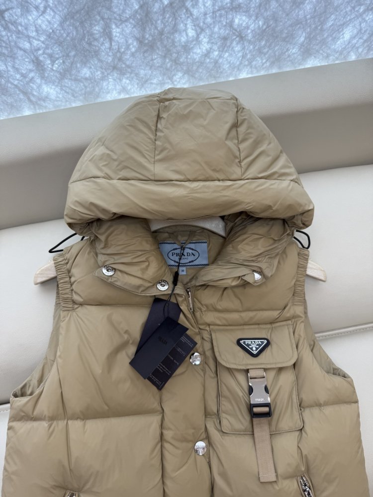 Жилетка жіноча фото 6