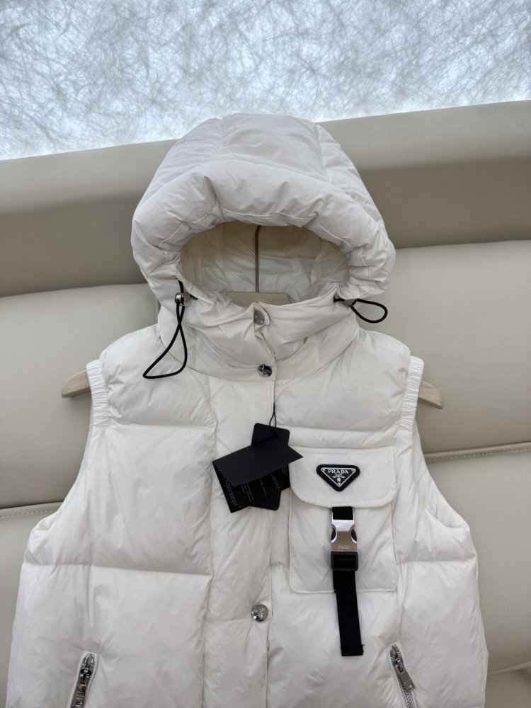 Жилетка женская фото 6